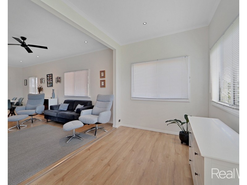 2 Wynter Street, Walkervale QLD 4670