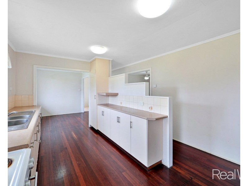 17 Lucas Street, Kepnock QLD 4670