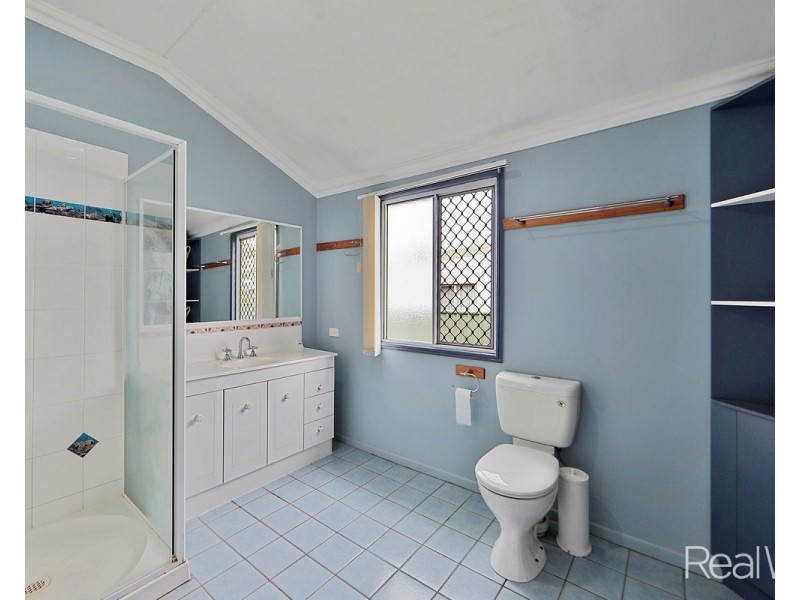 116 Boundary Street, Walkervale QLD 4670