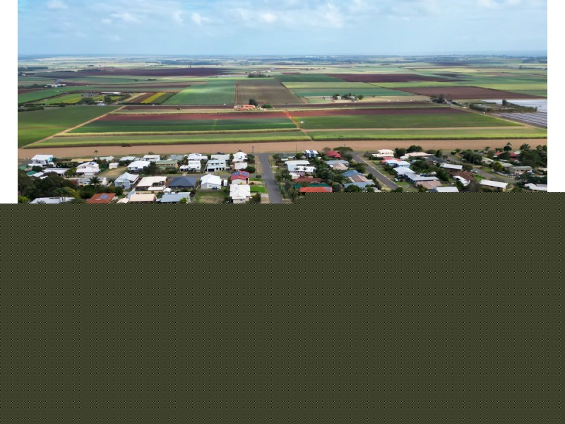 4a Hilltop Avenue, Qunaba QLD 4670