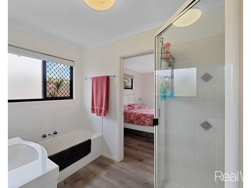 10 Wakefield Court, Avoca QLD 4670