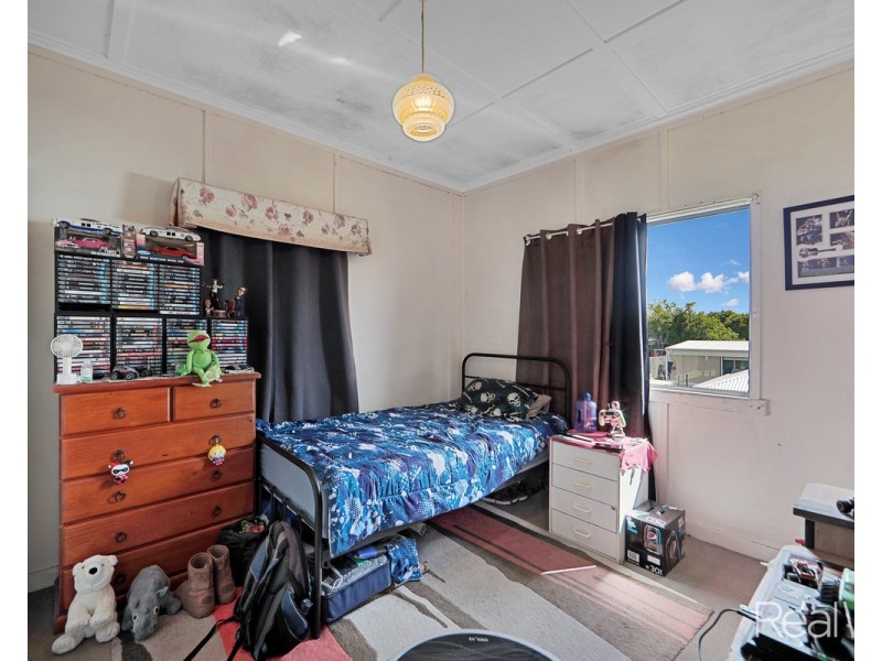 348 Bourbong Street, Millbank QLD 4670