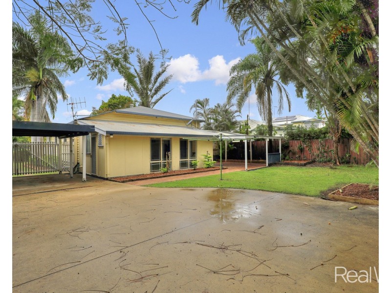 21 Mulgrave Street, Bundaberg West QLD 4670