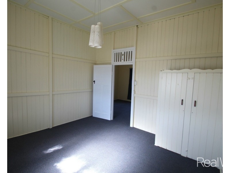 1 Avoca Street, Bundaberg West QLD 4670