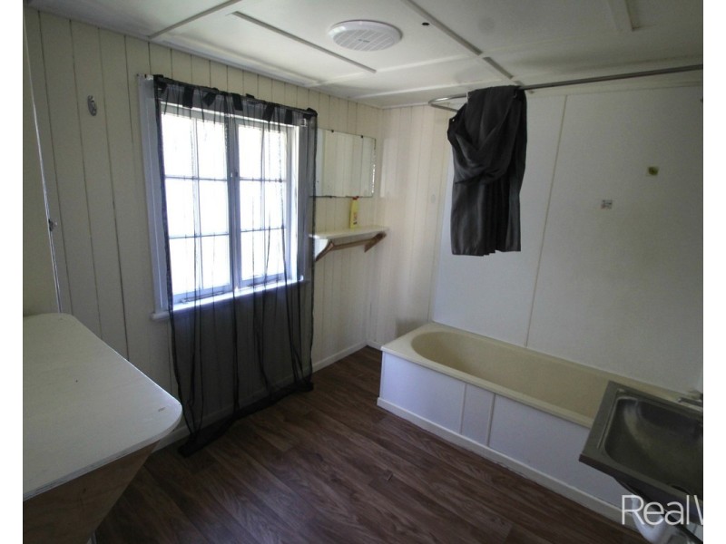 1 Avoca Street, Bundaberg West QLD 4670