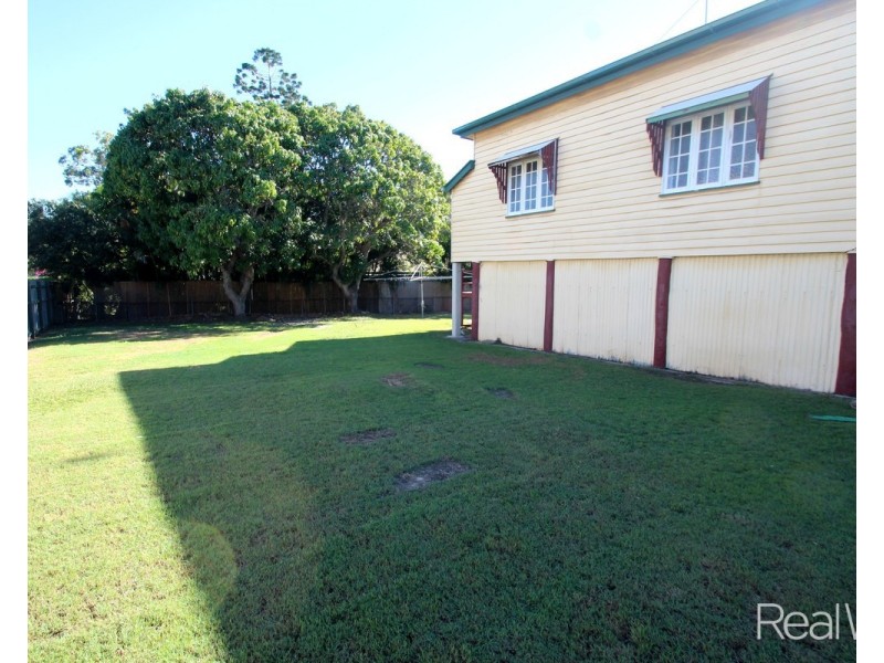 1 Avoca Street, Bundaberg West QLD 4670