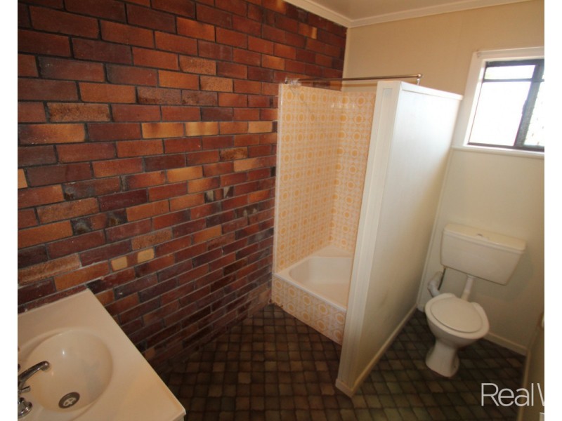 3/11 Coomber Street, Svensson Heights QLD 4670