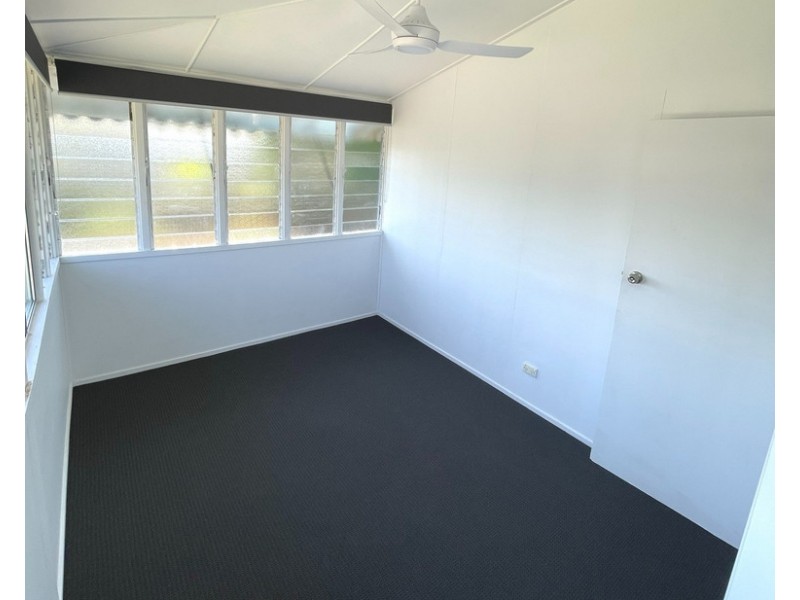 6 High Street, Walkervale QLD 4670