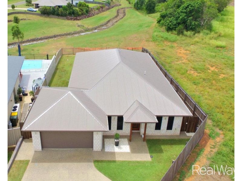 10 Villa Court, Ashfield QLD 4670
