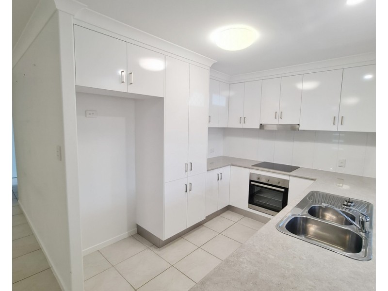 3/16A Farthing Court, Kepnock QLD 4670