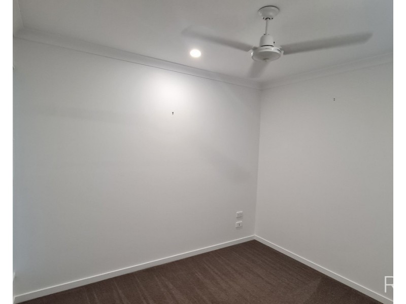 3/16A Farthing Court, Kepnock QLD 4670