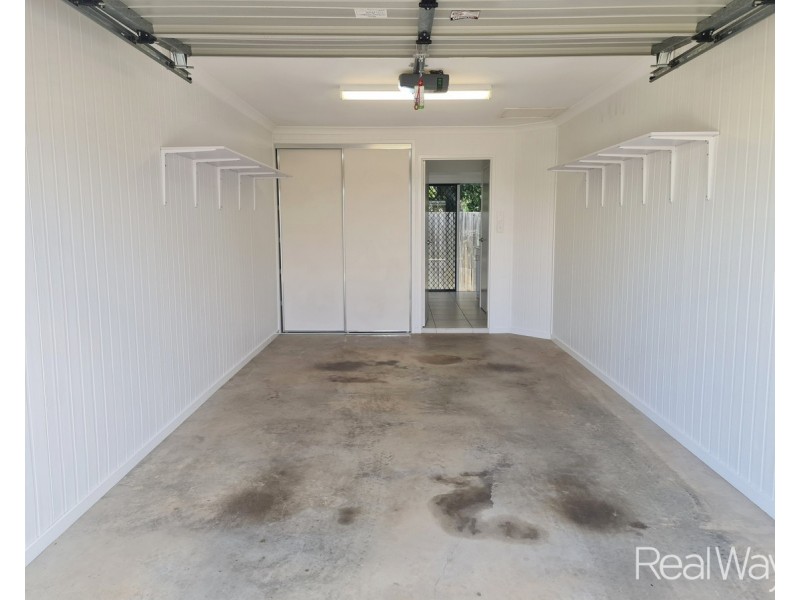 3/16A Farthing Court, Kepnock QLD 4670