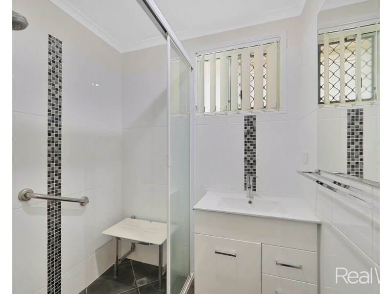 2 Ferny Avenue, Avoca QLD 4670