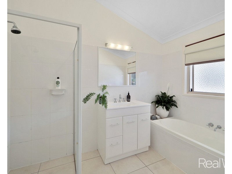 78 Isaac Moore Drive, Moore Park Beach QLD 4670