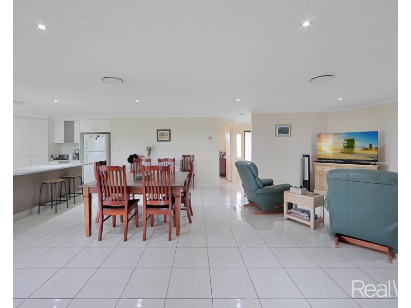 21 Hopton Place, Bundaberg North QLD 4670