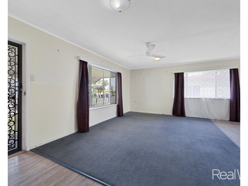 42 Hurst Street, Walkervale QLD 4670