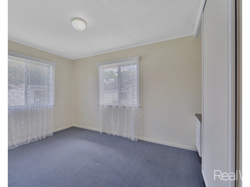 42 Hurst Street, Walkervale QLD 4670