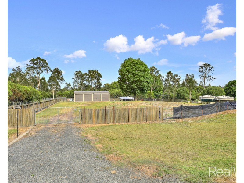20 Matts Road, Pine Creek QLD 4670