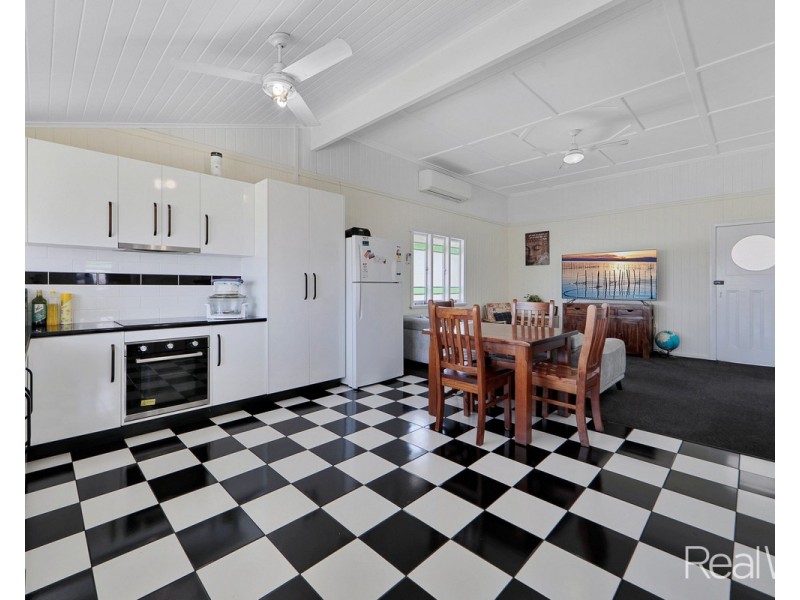 9 Buss Street, Bundaberg South QLD 4670