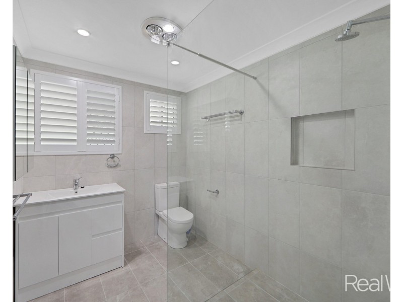 13 Thomas Thomsen Drive, Thabeban QLD 4670