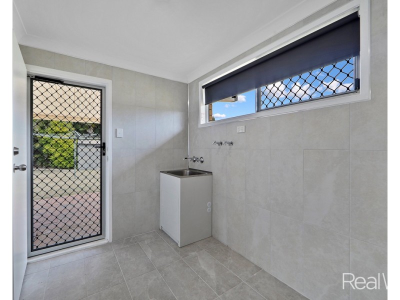 13 Thomas Thomsen Drive, Thabeban QLD 4670