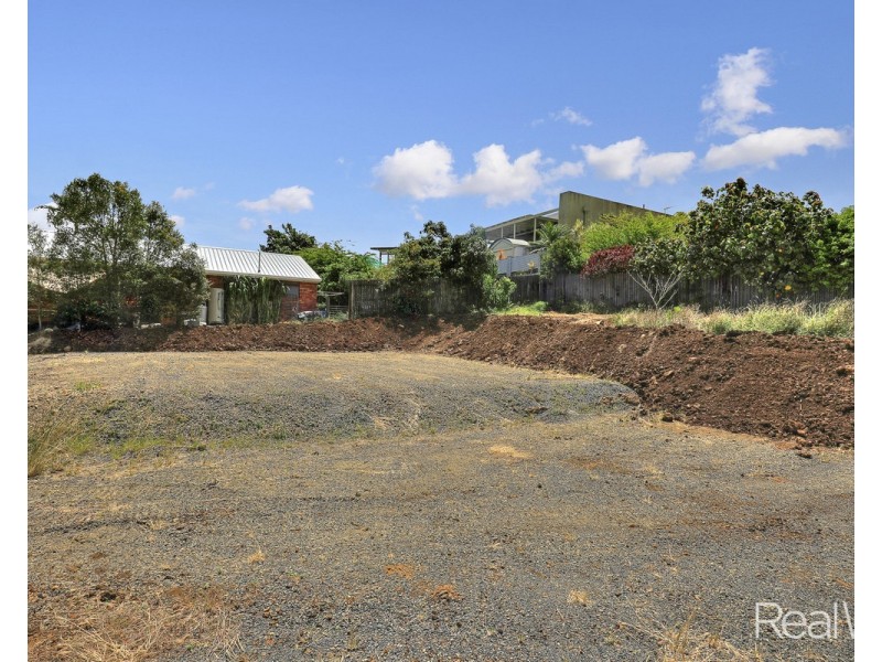 26 Linden Crescent, Qunaba QLD 4670