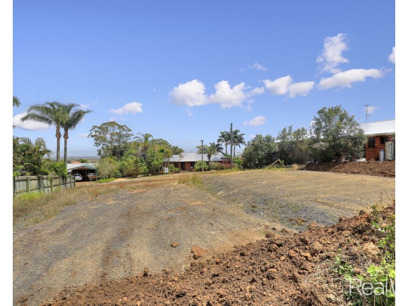 26 Linden Crescent, Qunaba QLD 4670