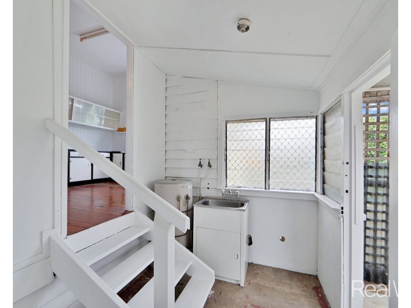 32 Brand Street, Norville QLD 4670