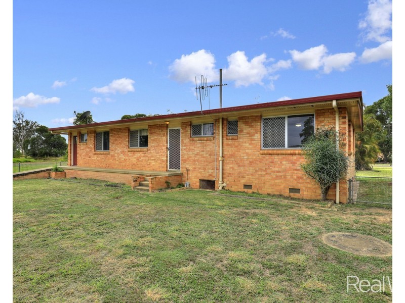 17 Lucas Street, Kepnock QLD 4670