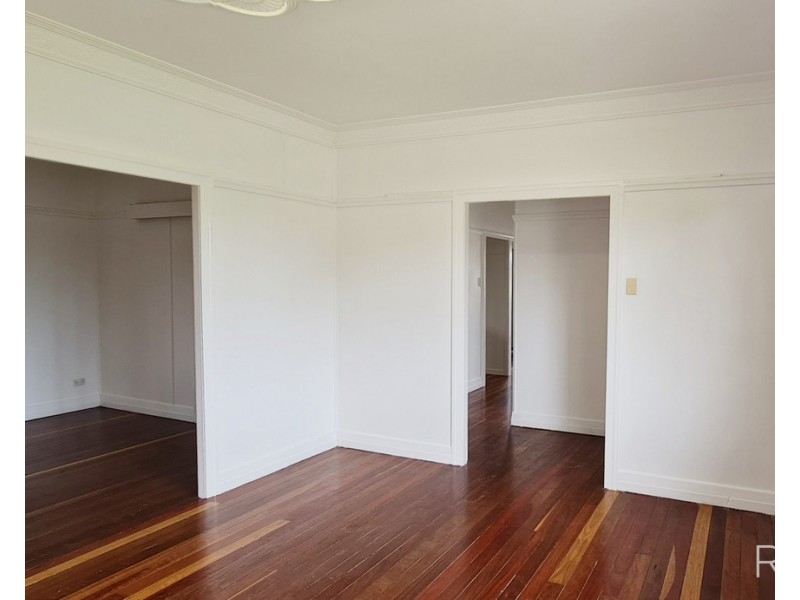 5 Churchill Street, Svensson Heights QLD 4670