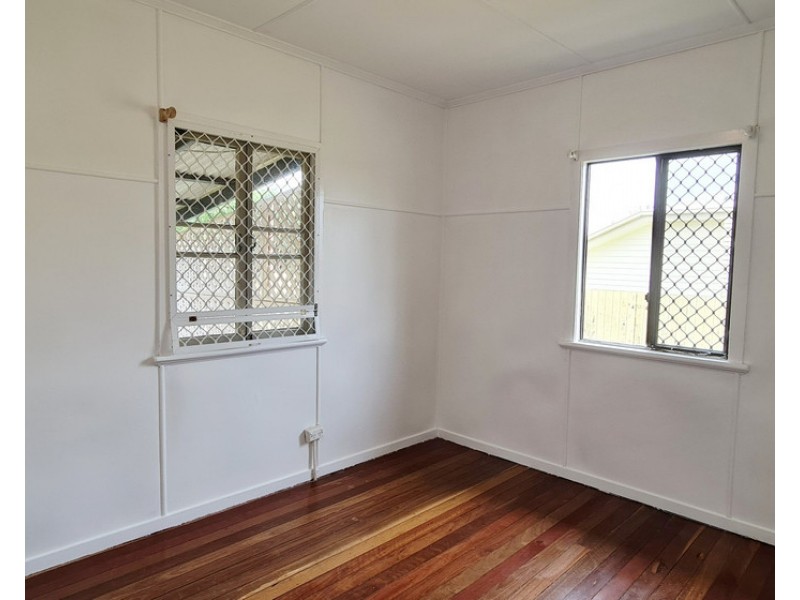 5 Churchill Street, Svensson Heights QLD 4670