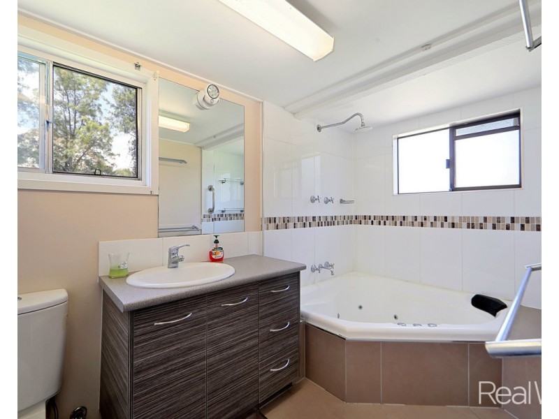 362 Fairymead Road, Gooburrum QLD 4670