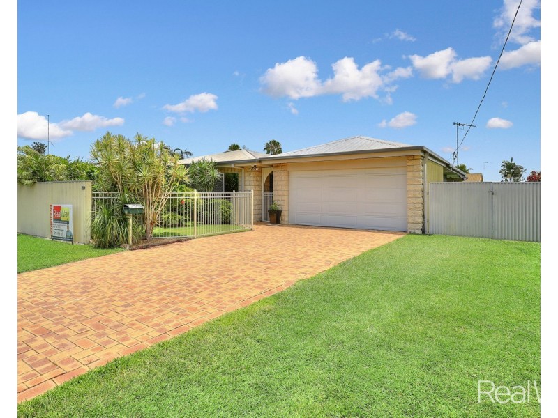 39 Sunset Drive, Thabeban QLD 4670
