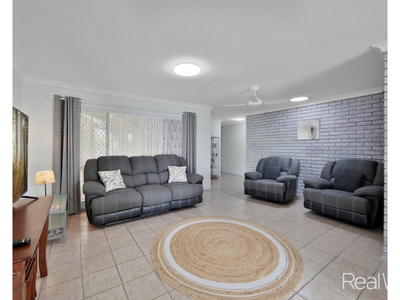 39 Sunset Drive, Thabeban QLD 4670