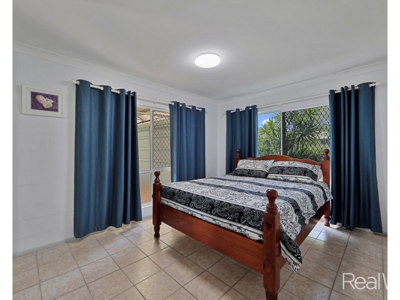 39 Sunset Drive, Thabeban QLD 4670