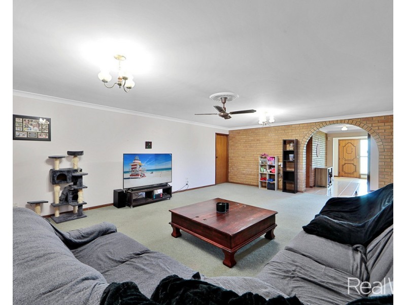 8 Horton Street, Norville QLD 4670
