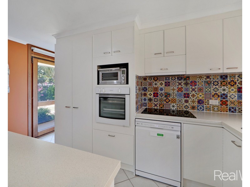 24 Mullers Road, Avondale QLD 4670