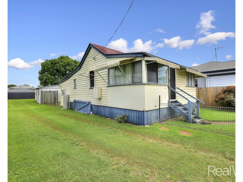 4 Windermere Street, Walkervale QLD 4670