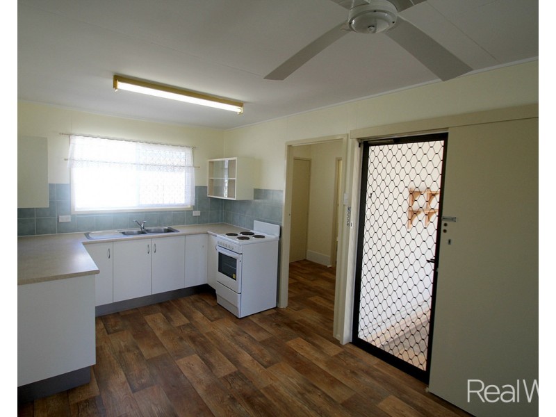 3/11 Robert Street, Bundaberg South QLD 4670