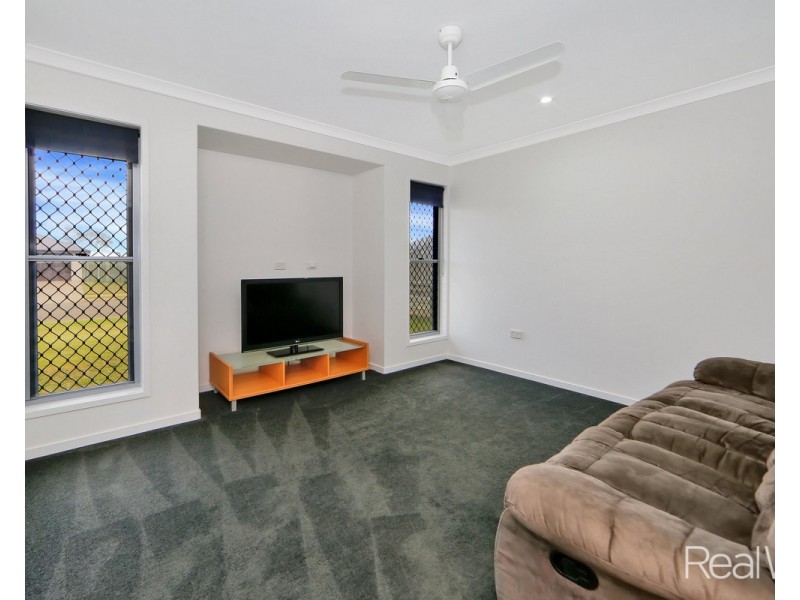 16 Sergiacomi Drive, Kalkie QLD 4670