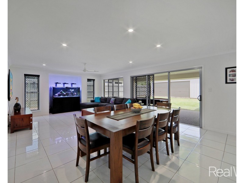 16 Sergiacomi Drive, Kalkie QLD 4670