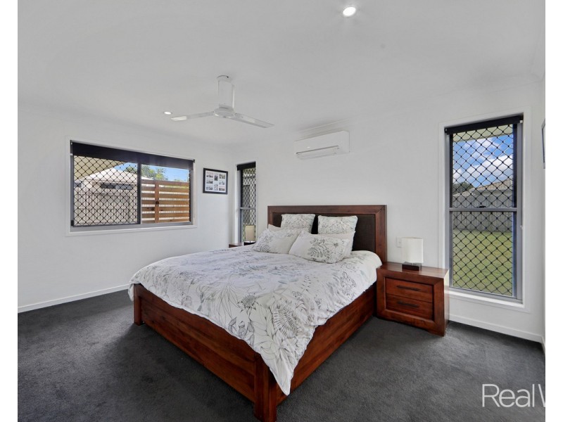 16 Sergiacomi Drive, Kalkie QLD 4670