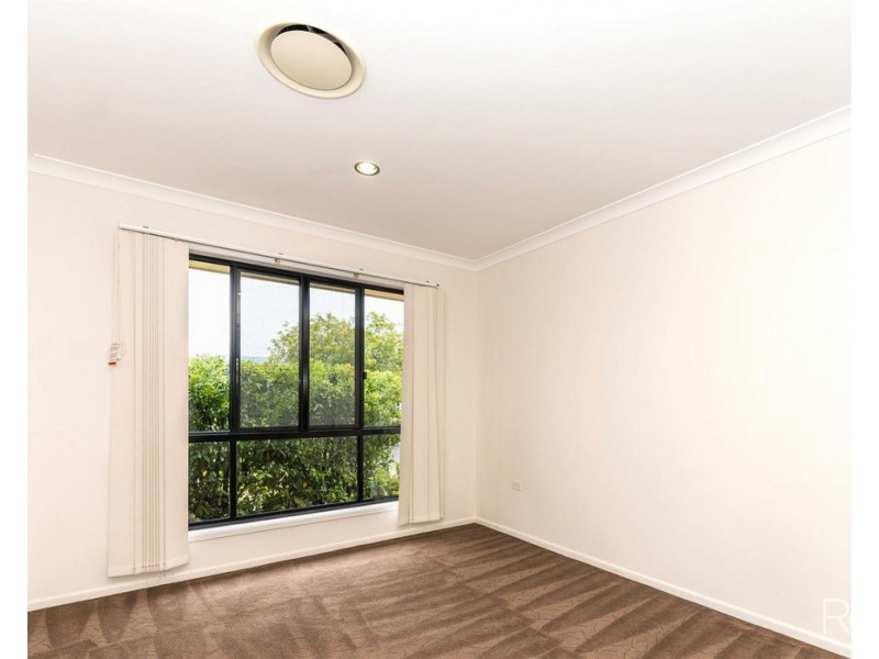 2 Higgins Court, Ashfield QLD 4670