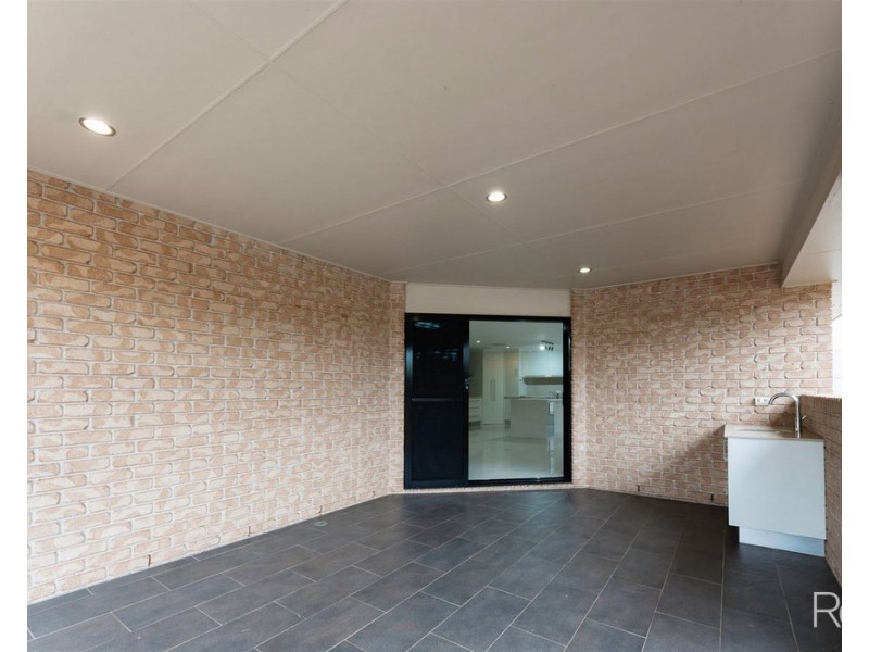 2 Higgins Court, Ashfield QLD 4670