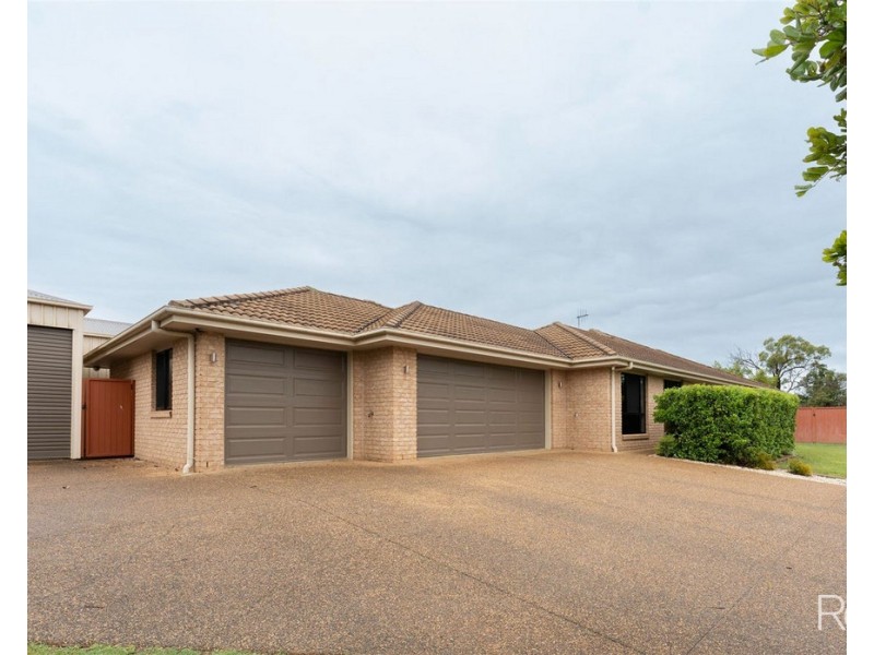 2 Higgins Court, Ashfield QLD 4670