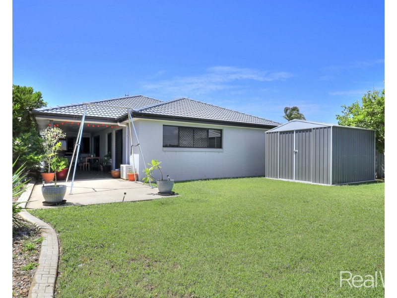 25 Robert John Circuit, Coral Cove QLD 4670