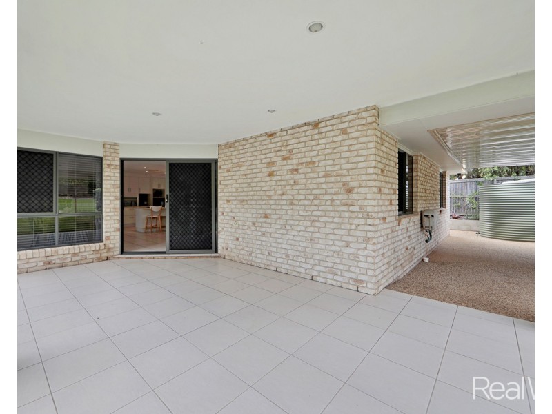 19 Green Avenue, Branyan QLD 4670