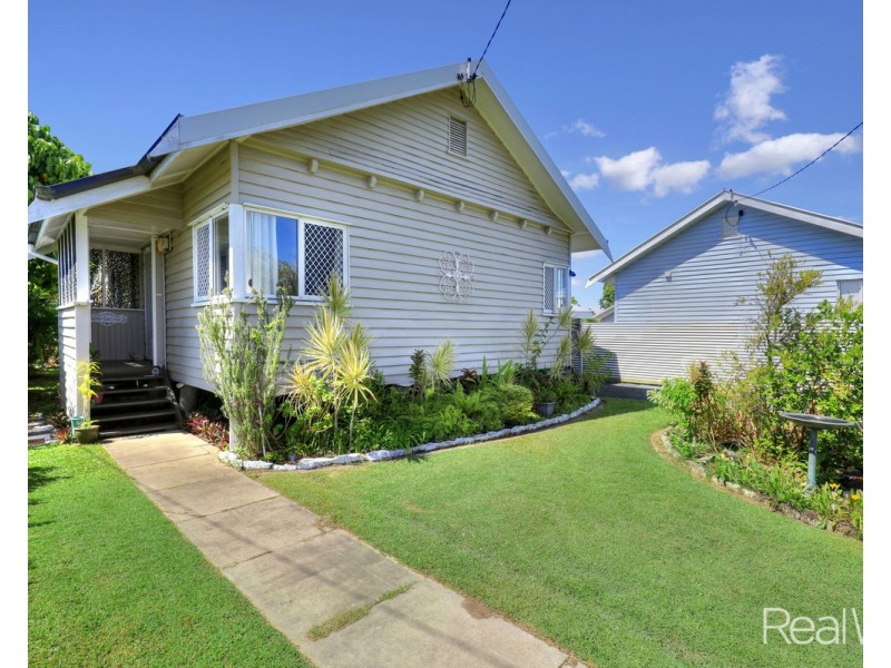 11 Wynter Street, Walkervale QLD 4670