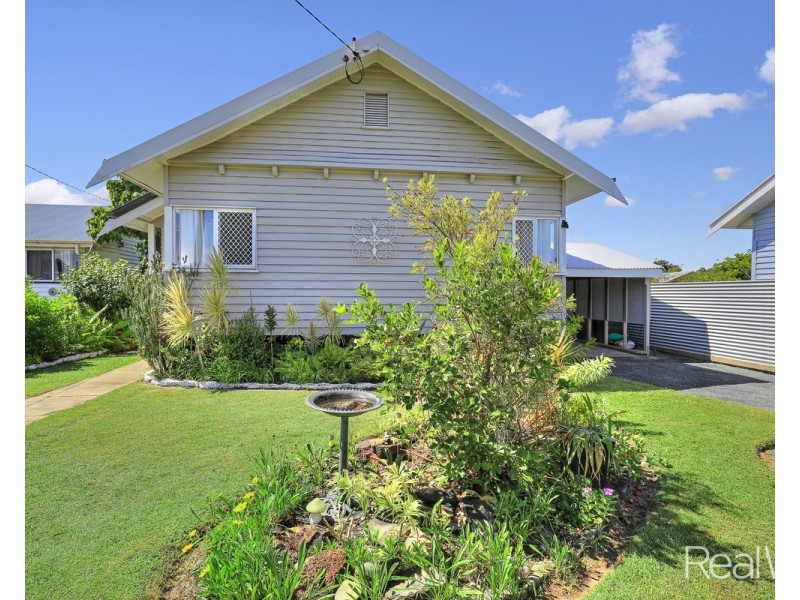 11 Wynter Street, Walkervale QLD 4670