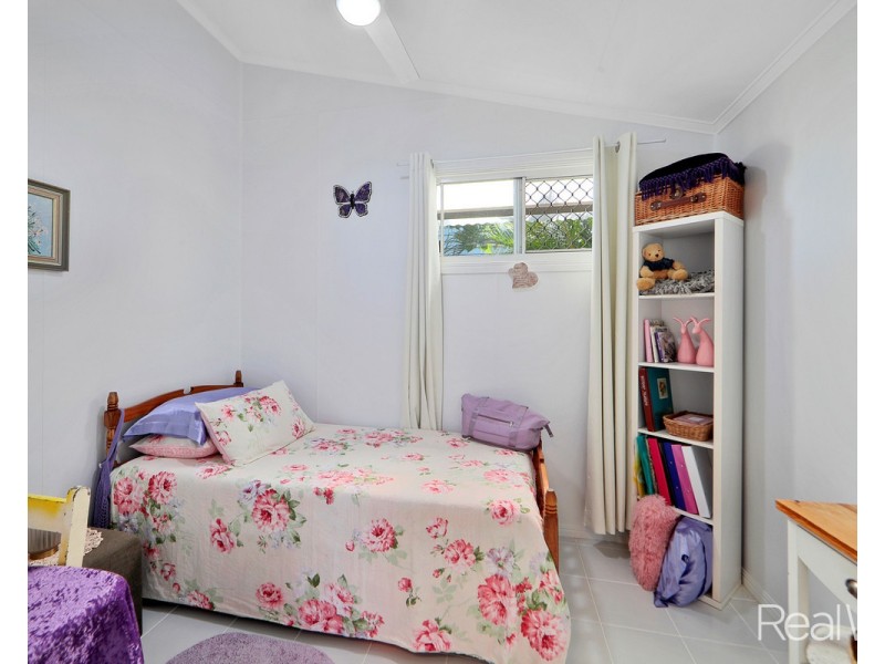 11 Wynter Street, Walkervale QLD 4670